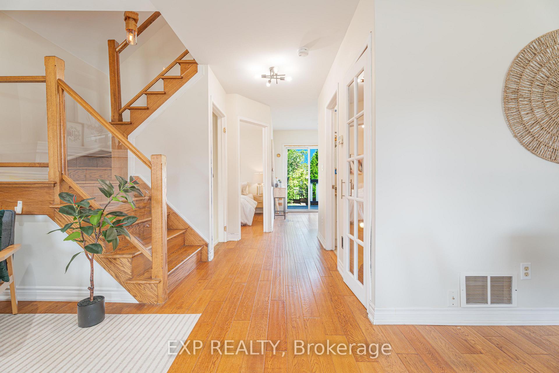 Photo 7 of 97 Park Road S, Oshawa, Vanier — HOMEH