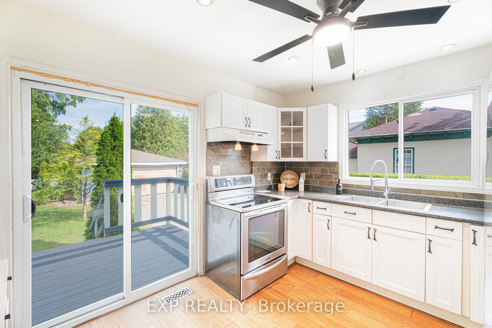 Photo 15 of 97 Park Road S, Oshawa, Vanier — HOMEH