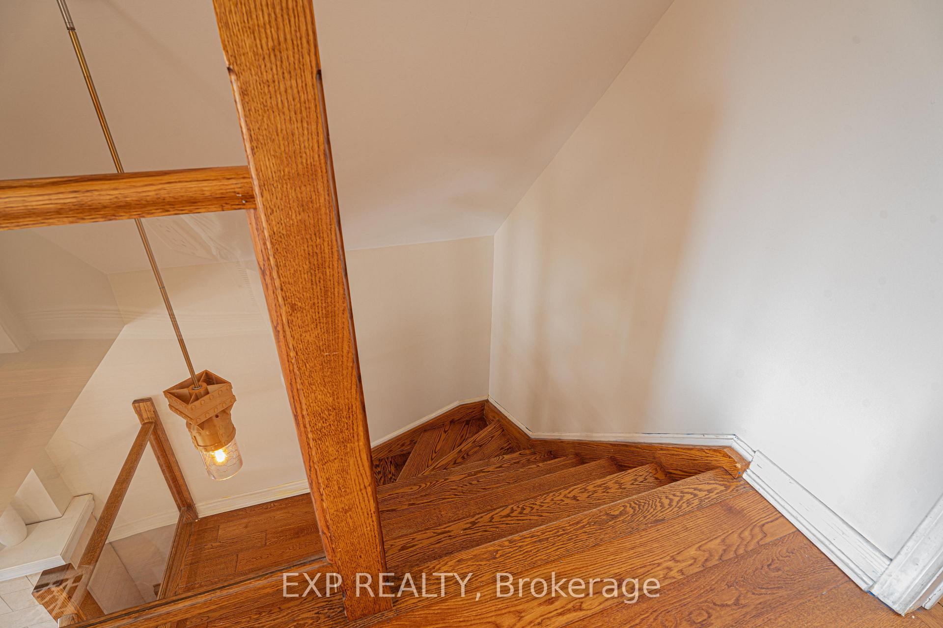 Photo 22 of 97 Park Road S, Oshawa, Vanier — HOMEH