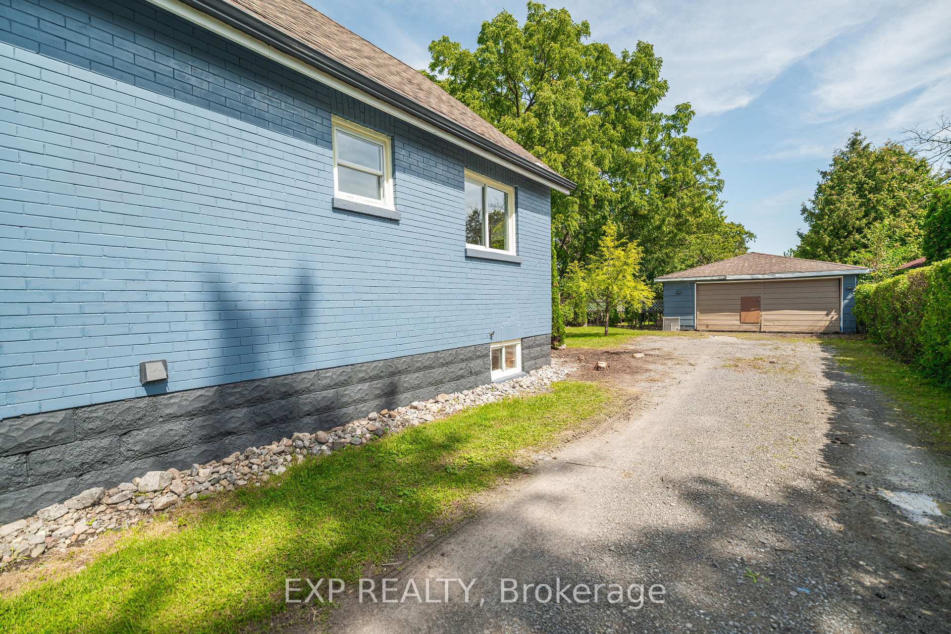 Photo 37 of 97 Park Road S, Oshawa, Vanier — HOMEH