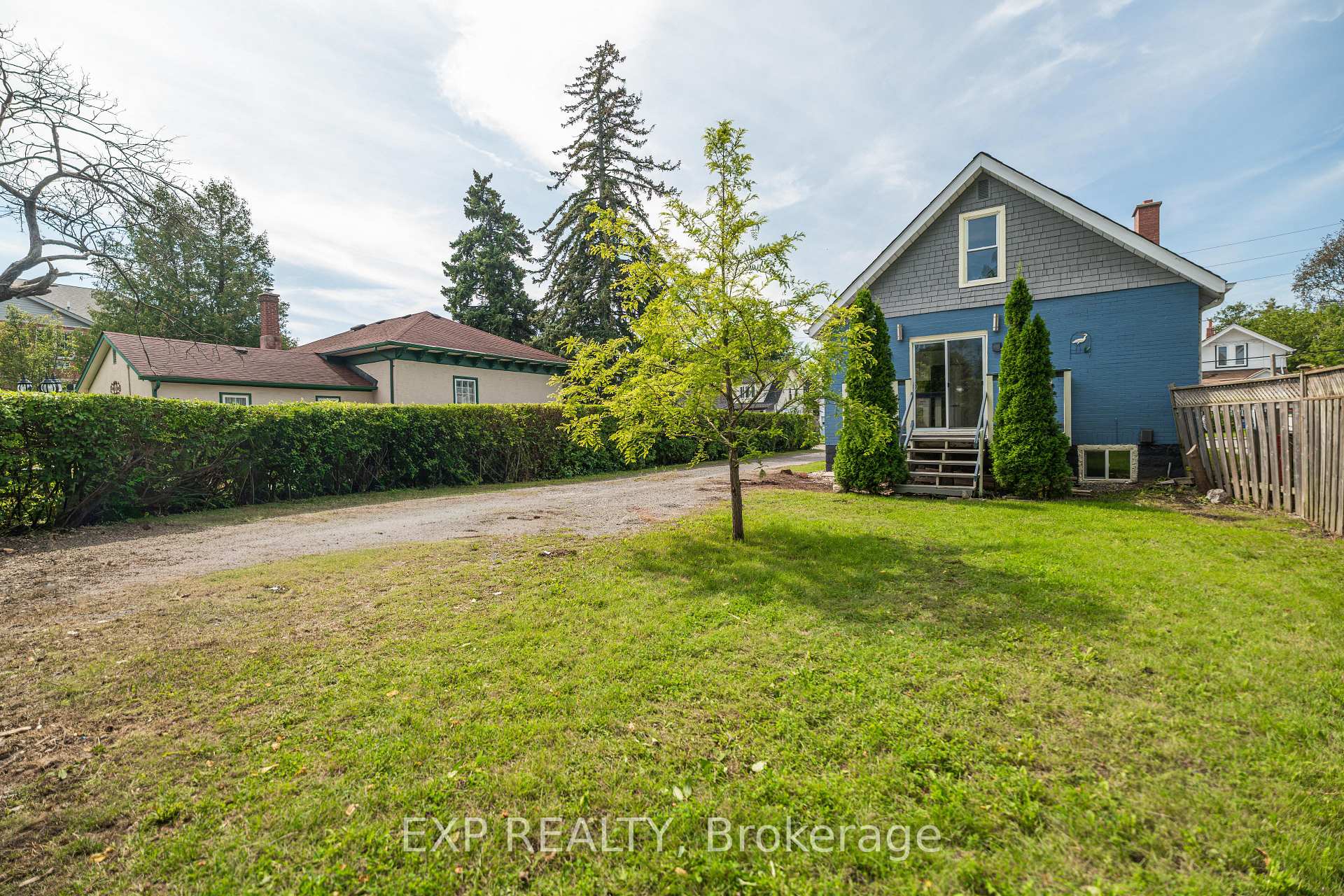 Photo 38 of 97 Park Road S, Oshawa, Vanier — HOMEH