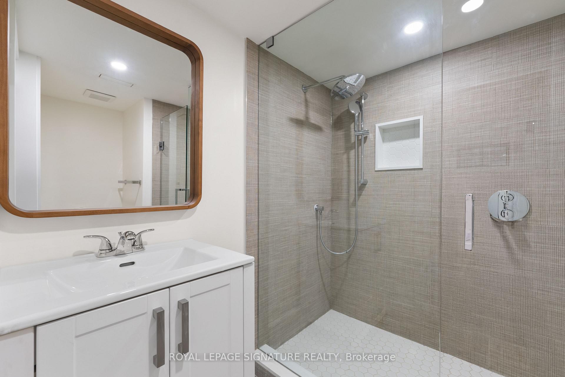 Photo 36 of 29 Blaketon Road, Etobicoke, Islington-City Centre West — HOMEH