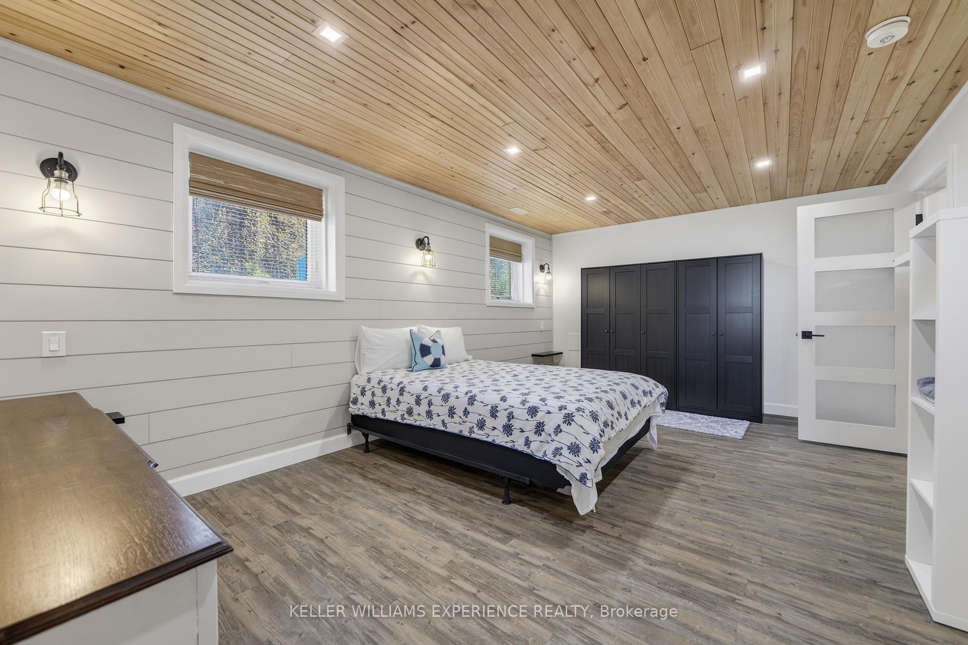 Photo 24 of 328 Cedar Avenue, Meaford — HOMEH