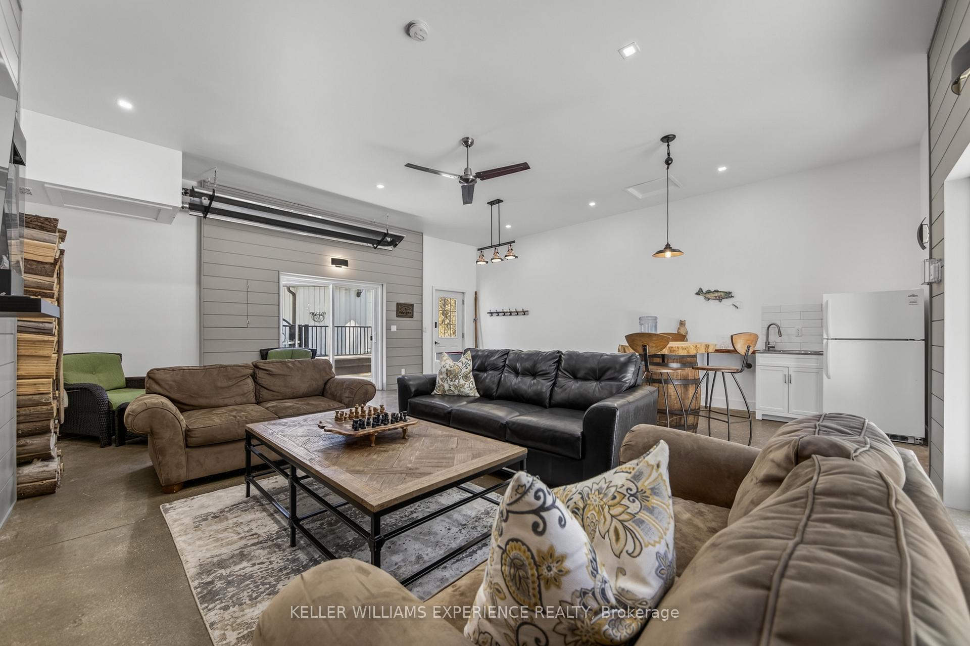 Photo 33 of 328 Cedar Avenue, Meaford — HOMEH
