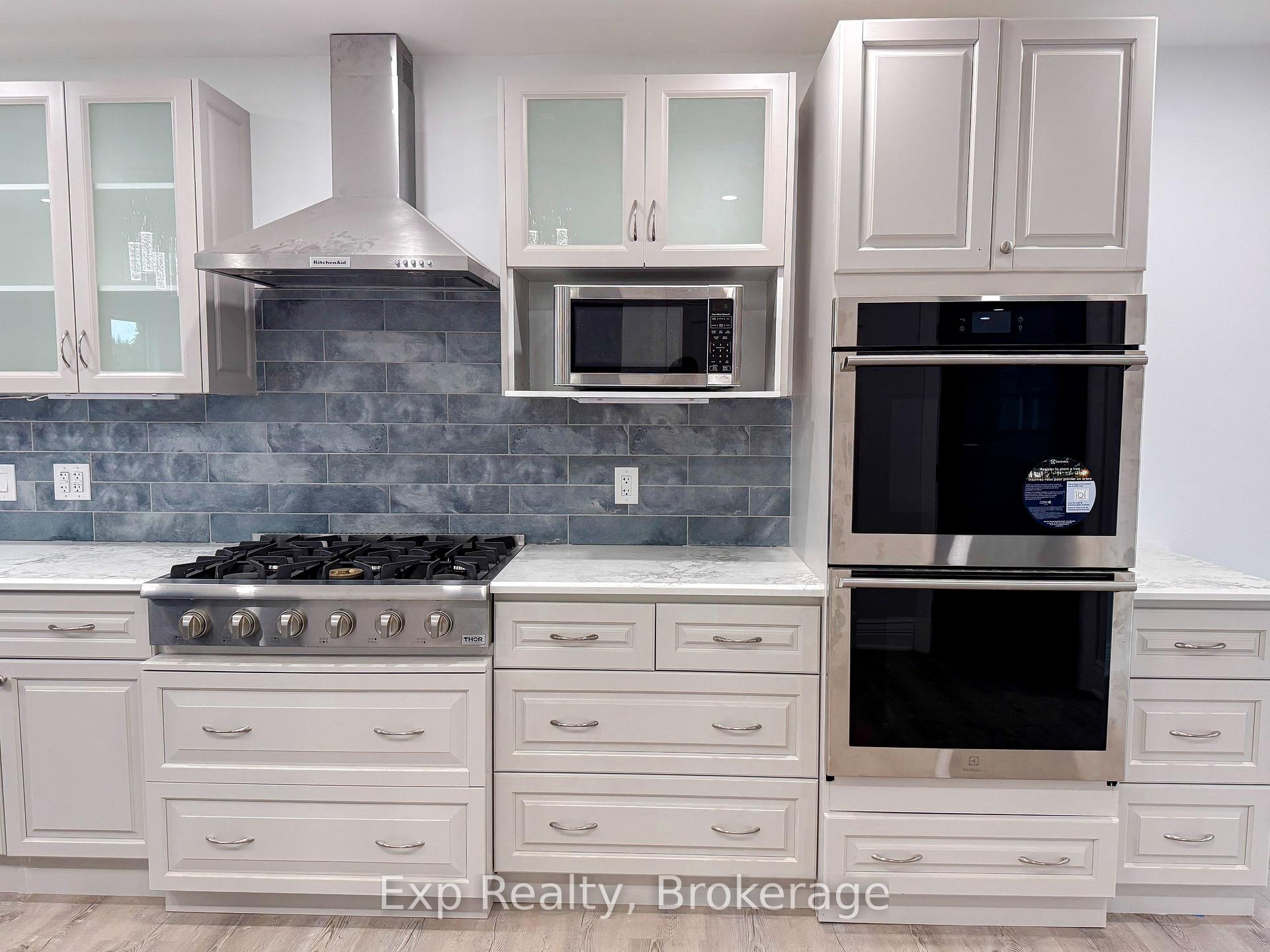 Photo 6 of 508 Ashley Street, Belleville, Thurlow Ward — HOMEH