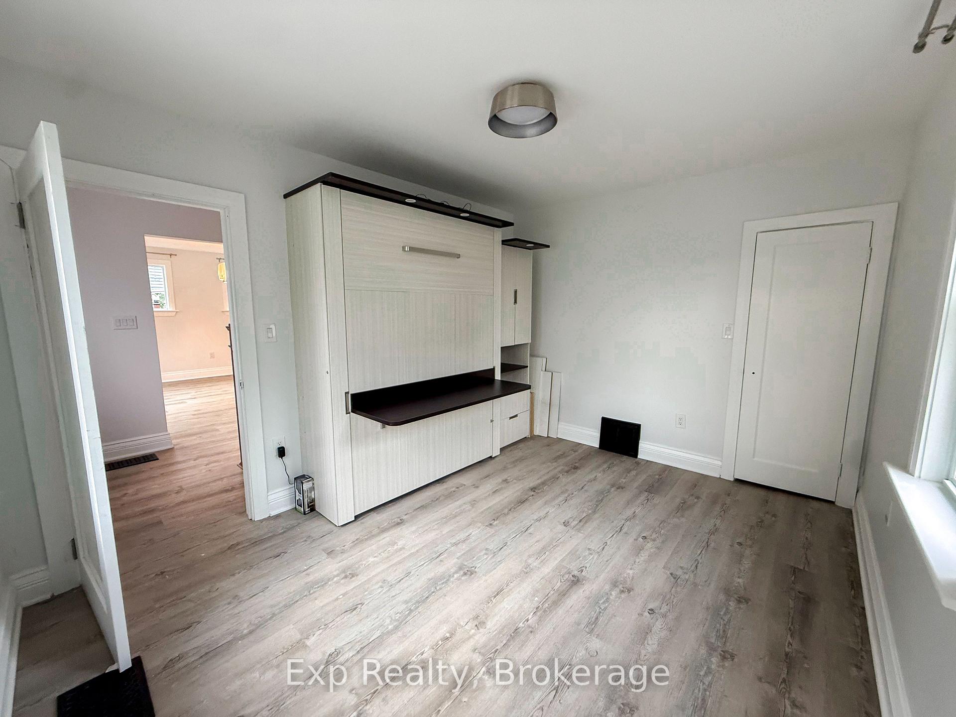Photo 13 of 508 Ashley Street, Belleville, Thurlow Ward — HOMEH