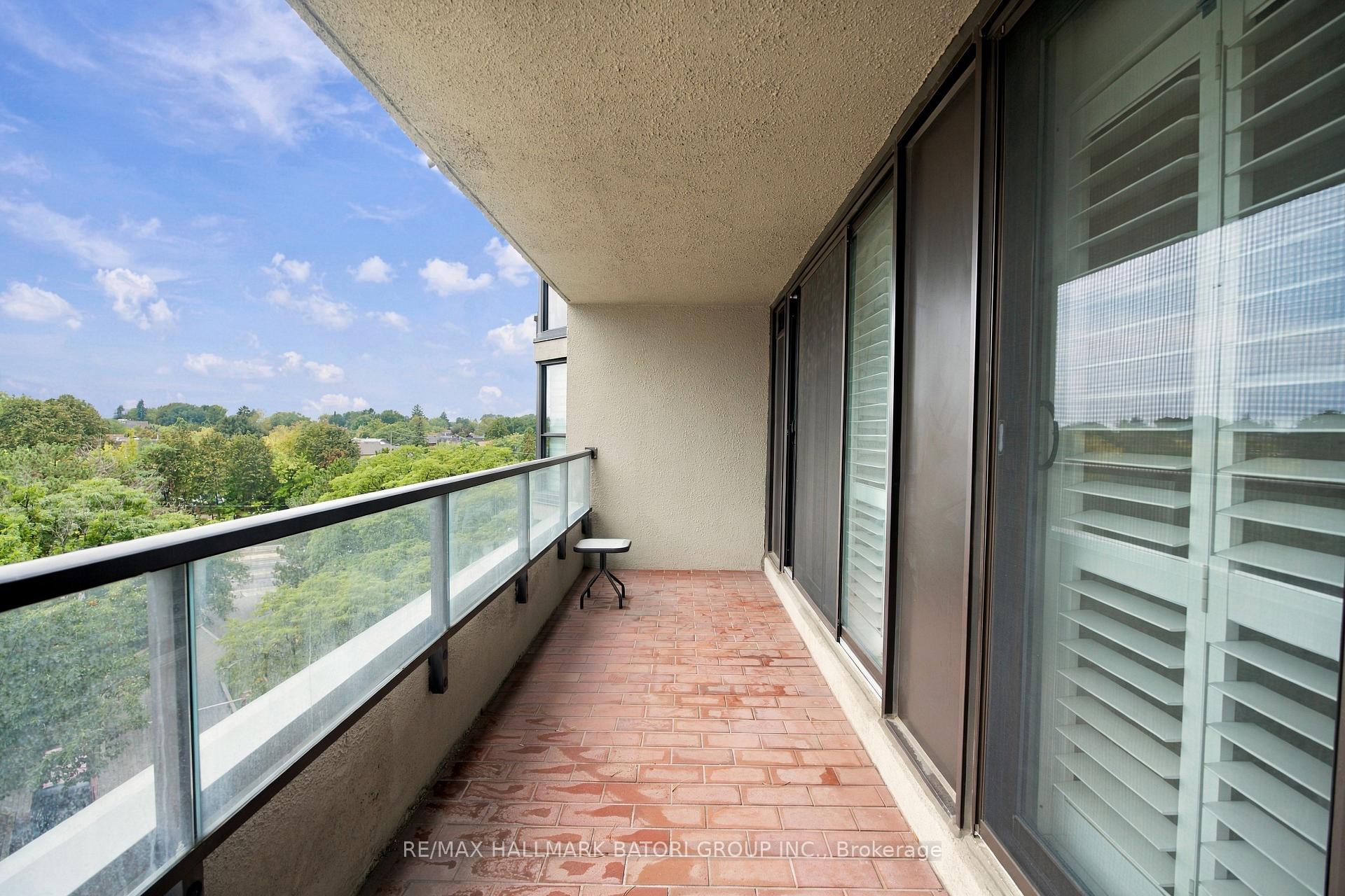 Photo 11 of Unit 702, 33 Elmhurst Avenue, North York, Lansing-Westgate — HOMEH