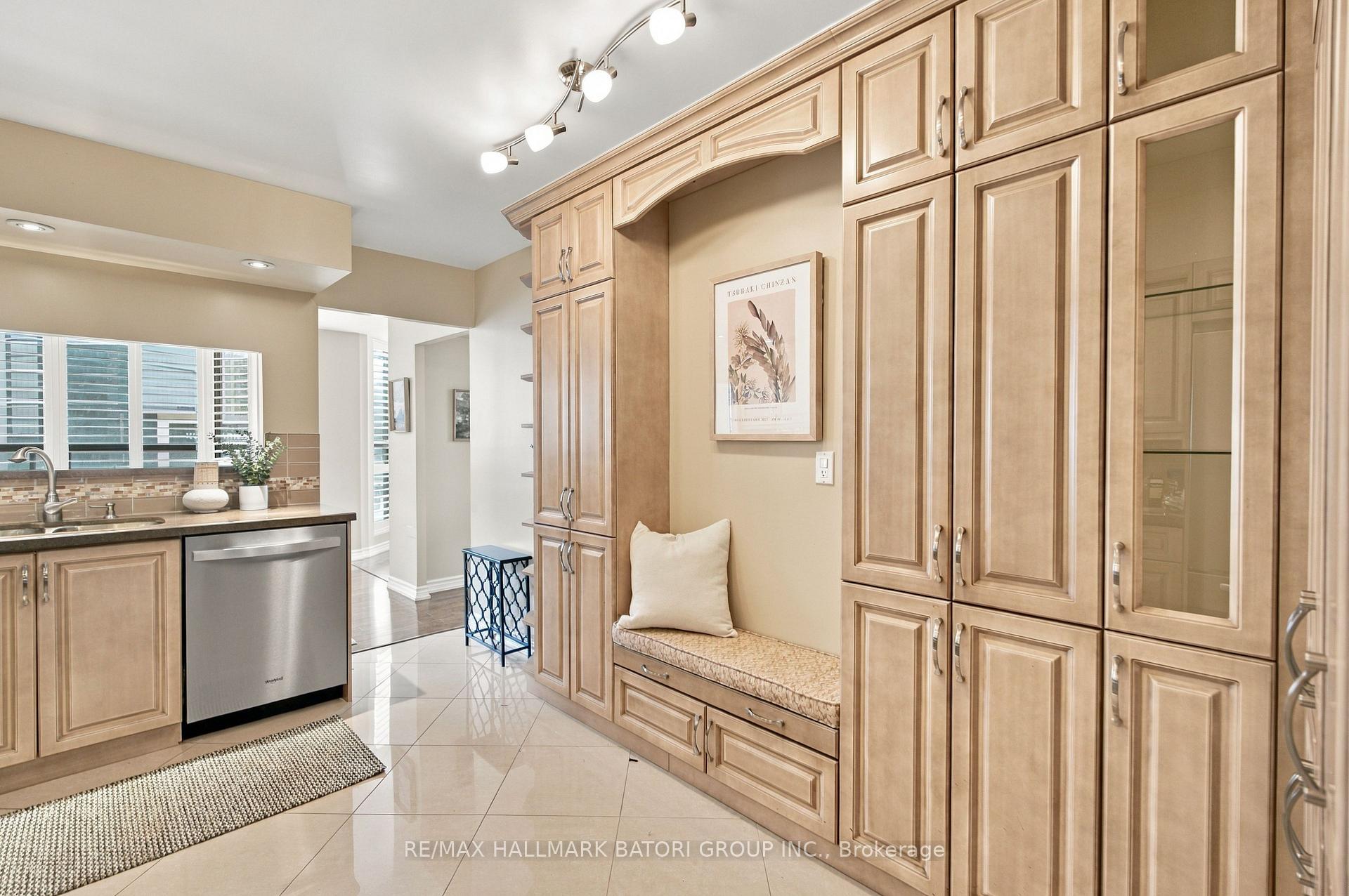 Photo 14 of Unit 702, 33 Elmhurst Avenue, North York, Lansing-Westgate — HOMEH