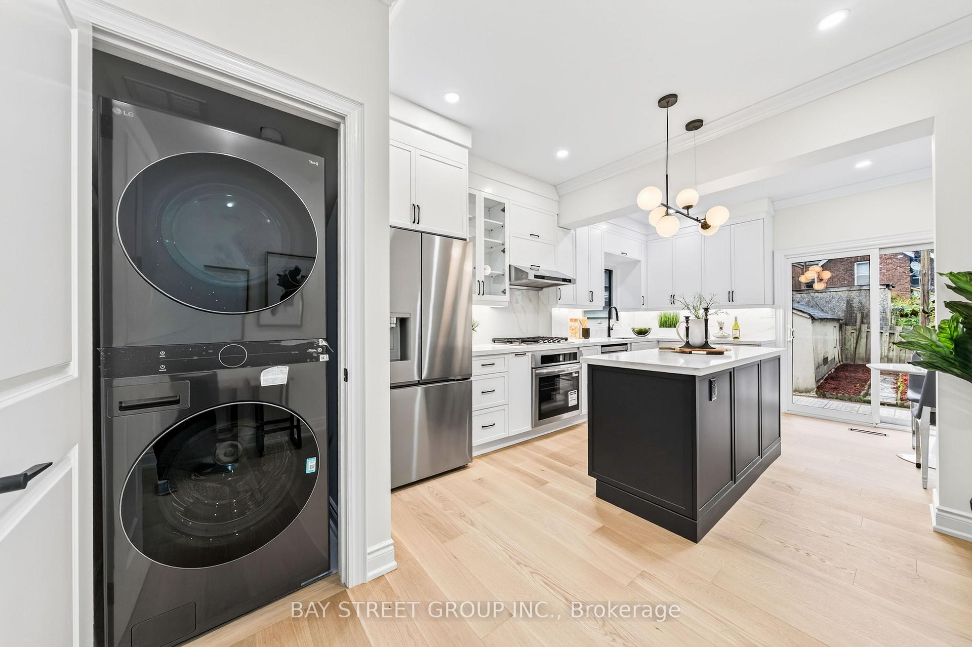 Photo 17 of 49 Emerson Avenue, Toronto, Dovercourt-Wallace Emerson-Junction — HOMEH