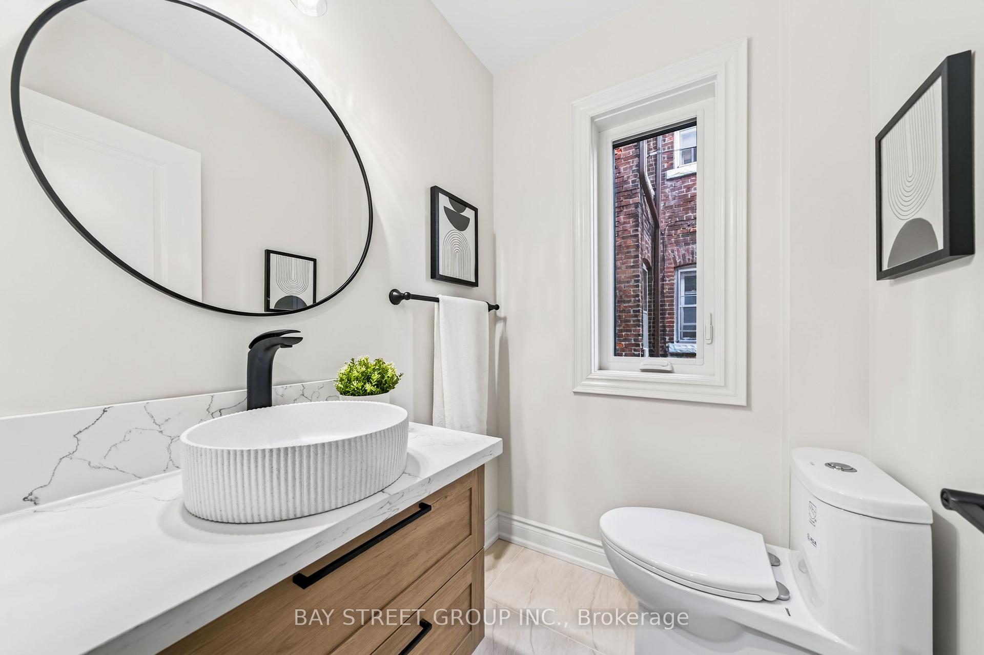 Photo 18 of 49 Emerson Avenue, Toronto, Dovercourt-Wallace Emerson-Junction — HOMEH