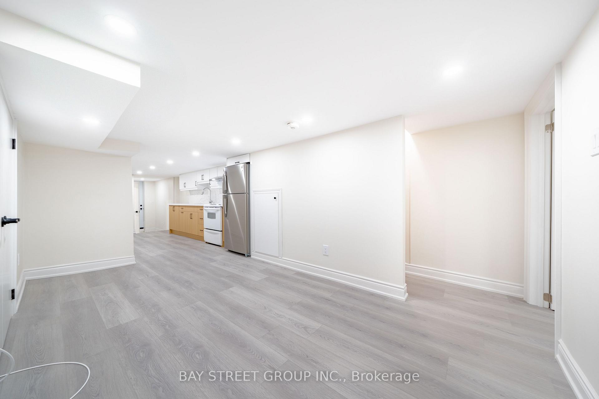Photo 31 of 49 Emerson Avenue, Toronto, Dovercourt-Wallace Emerson-Junction — HOMEH