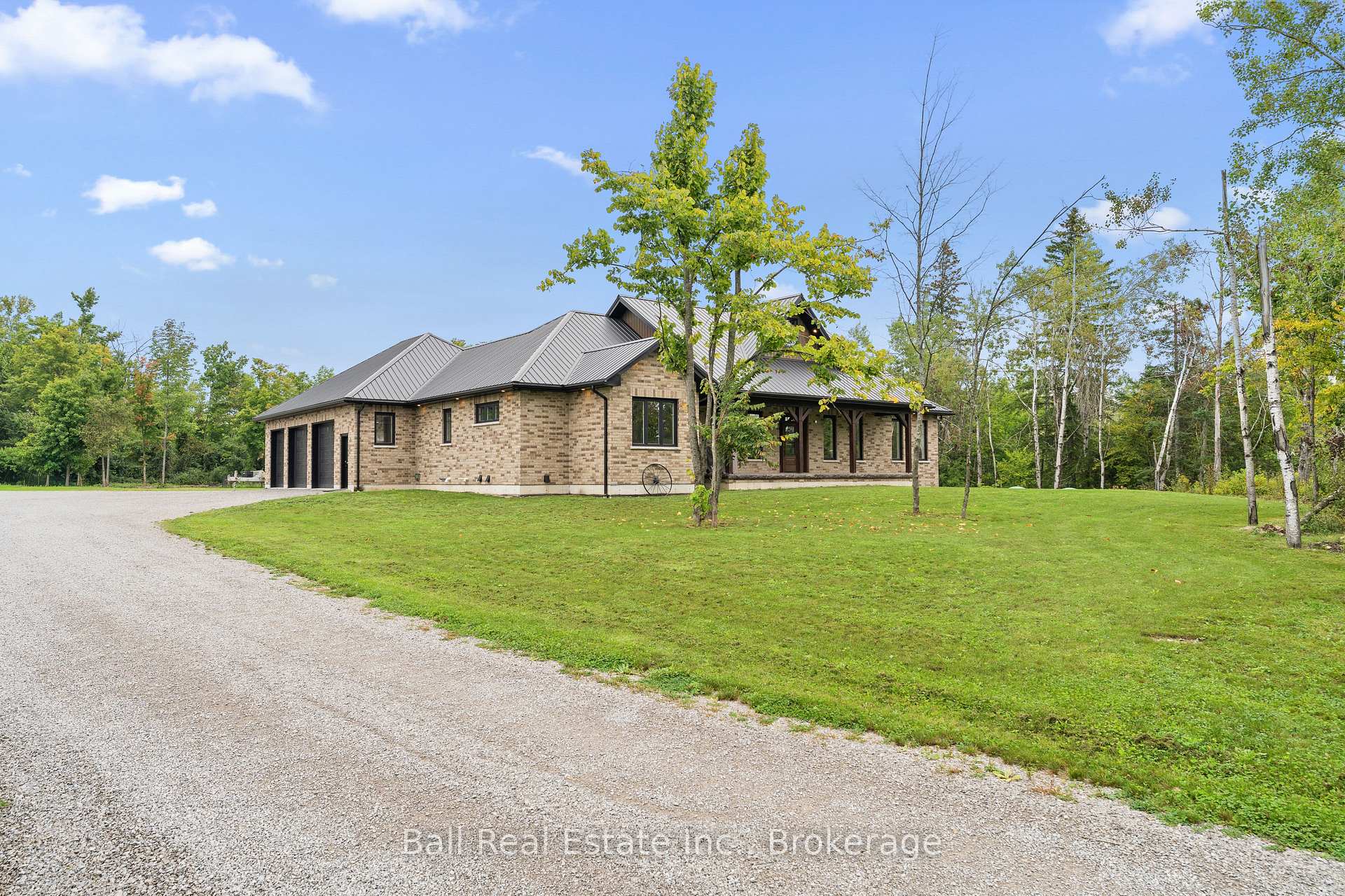 Photo of 149 Ellwood Crescent