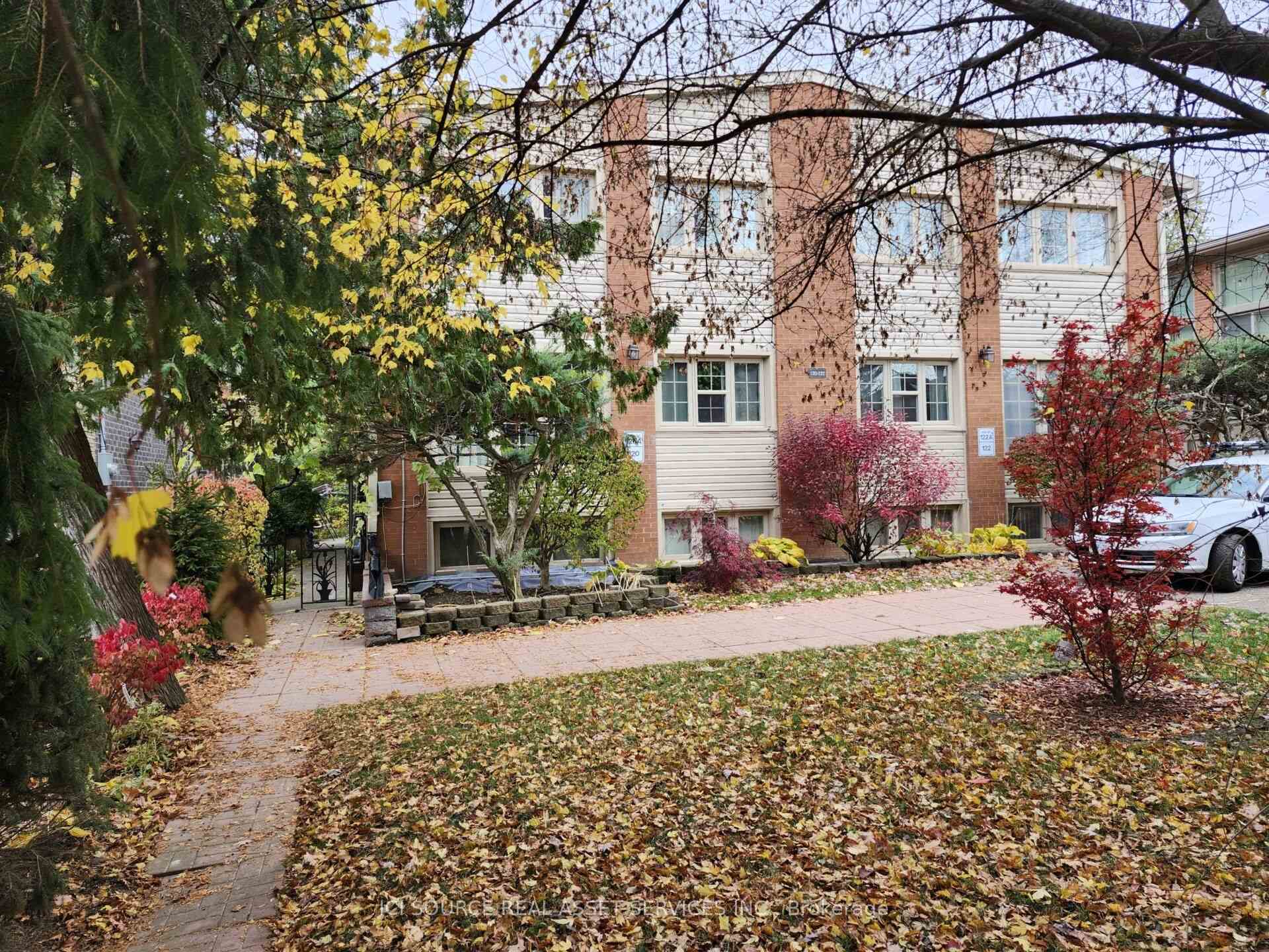 Photo 7 of 122 Lucas Street, Richmond Hill, Mill Pond — HOMEH