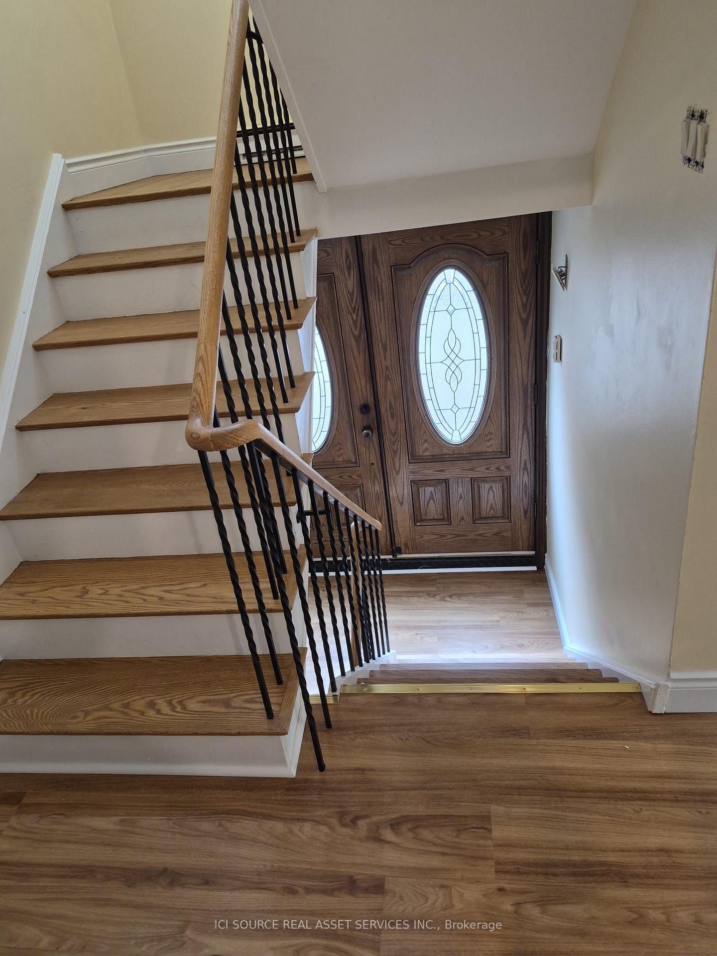 Photo 9 of 122 Lucas Street, Richmond Hill, Mill Pond — HOMEH
