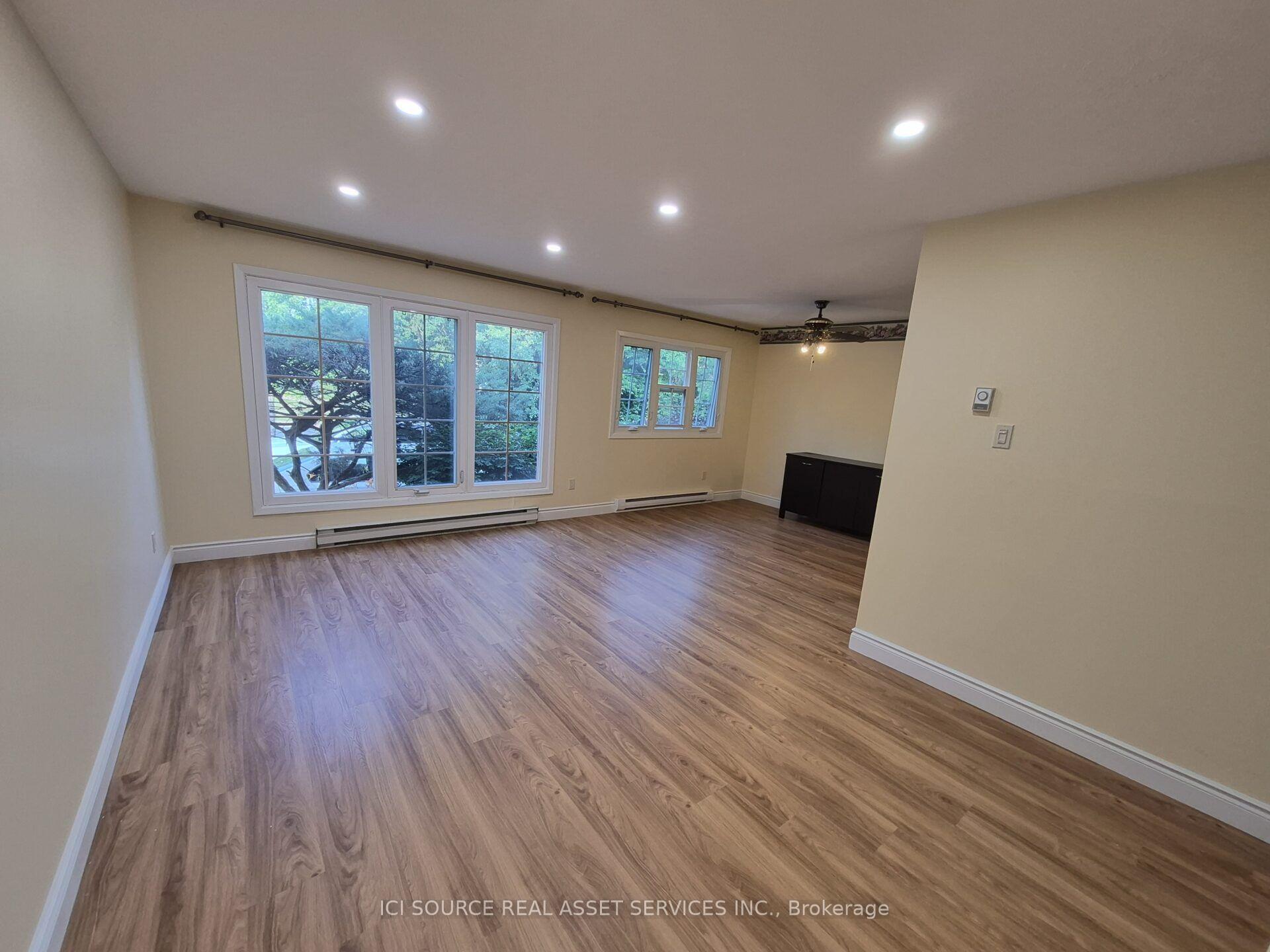 Photo 11 of 122 Lucas Street, Richmond Hill, Mill Pond — HOMEH