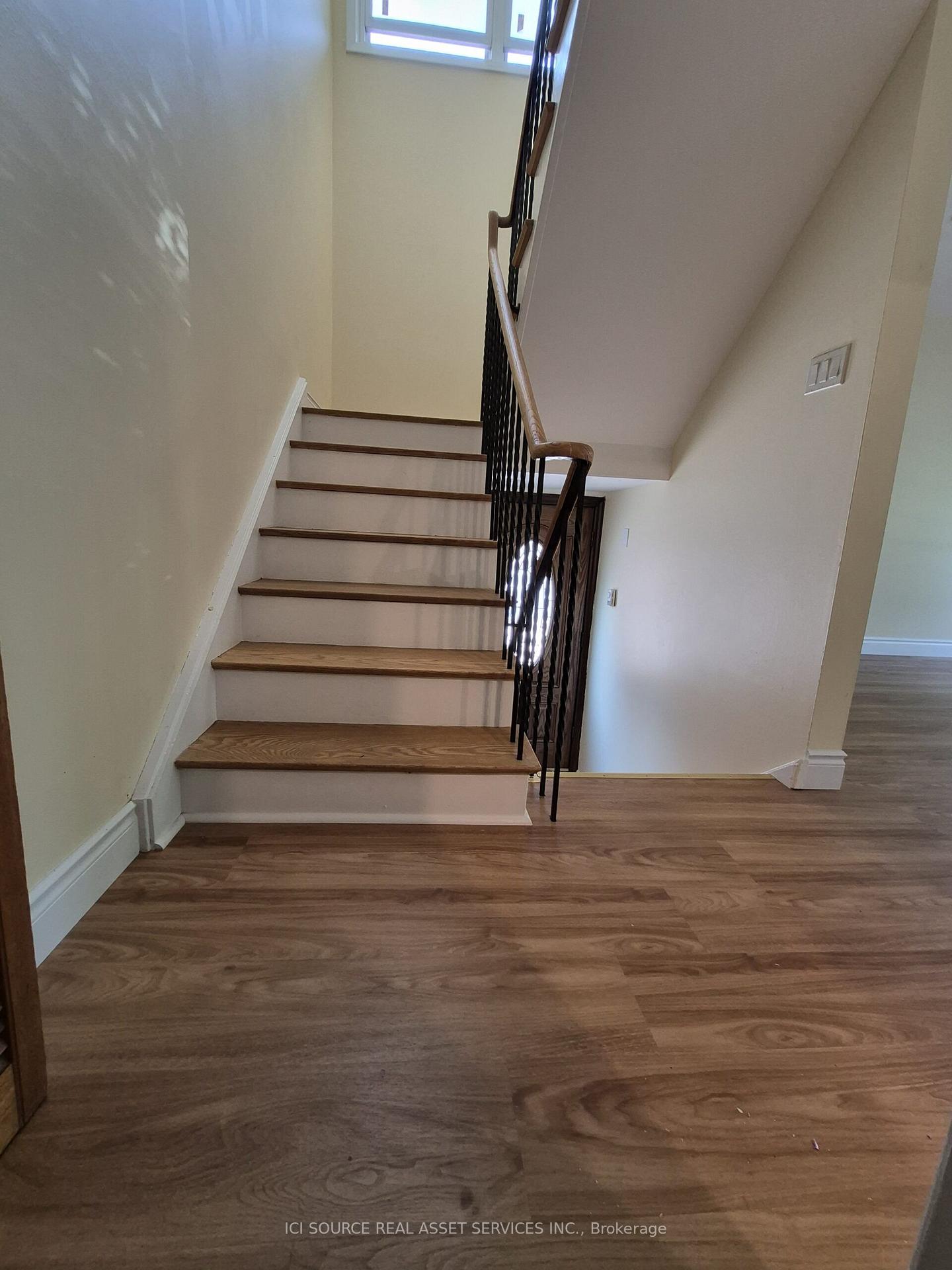 Photo 19 of 122 Lucas Street, Richmond Hill, Mill Pond — HOMEH