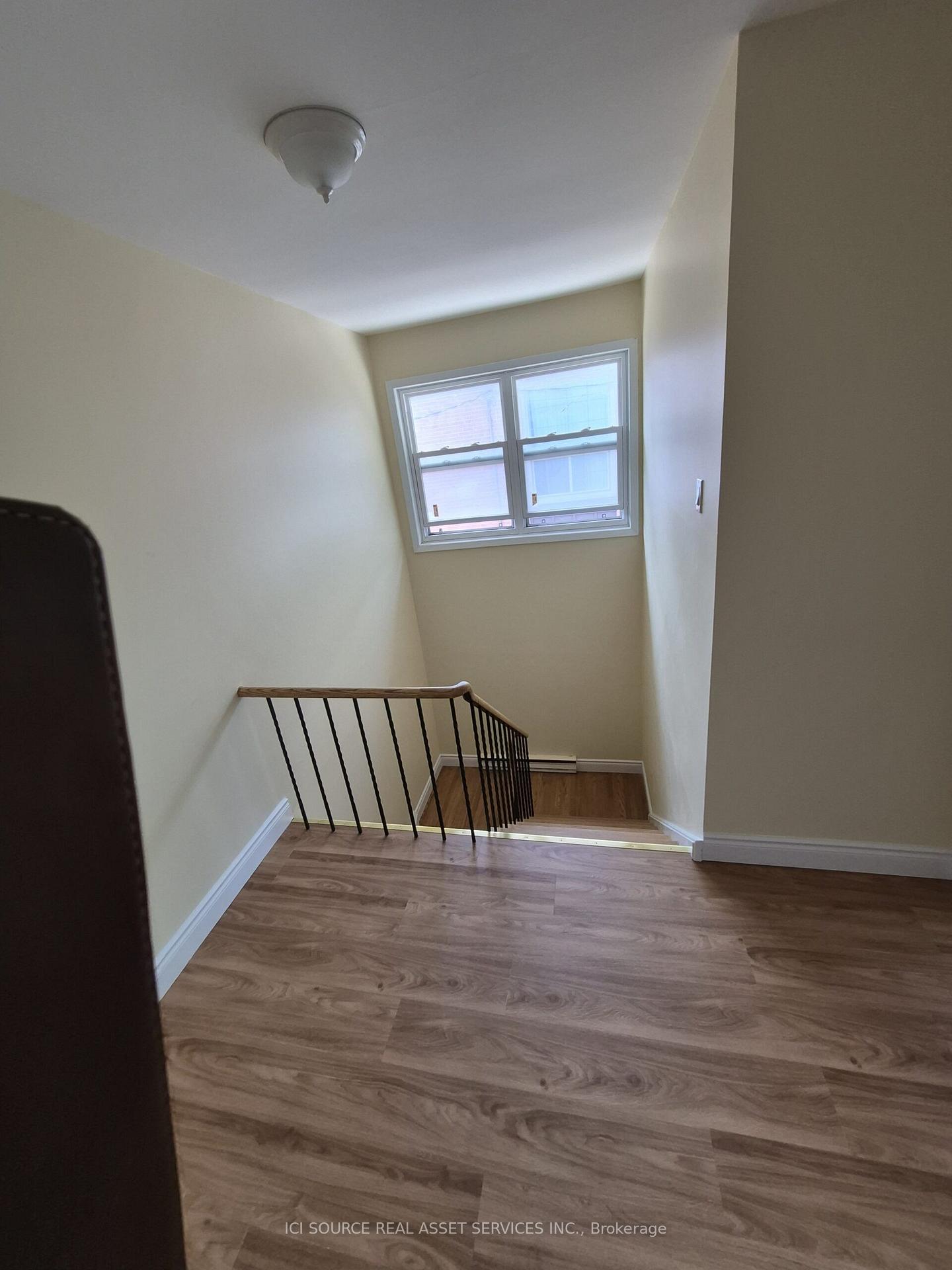 Photo 27 of 122 Lucas Street, Richmond Hill, Mill Pond — HOMEH