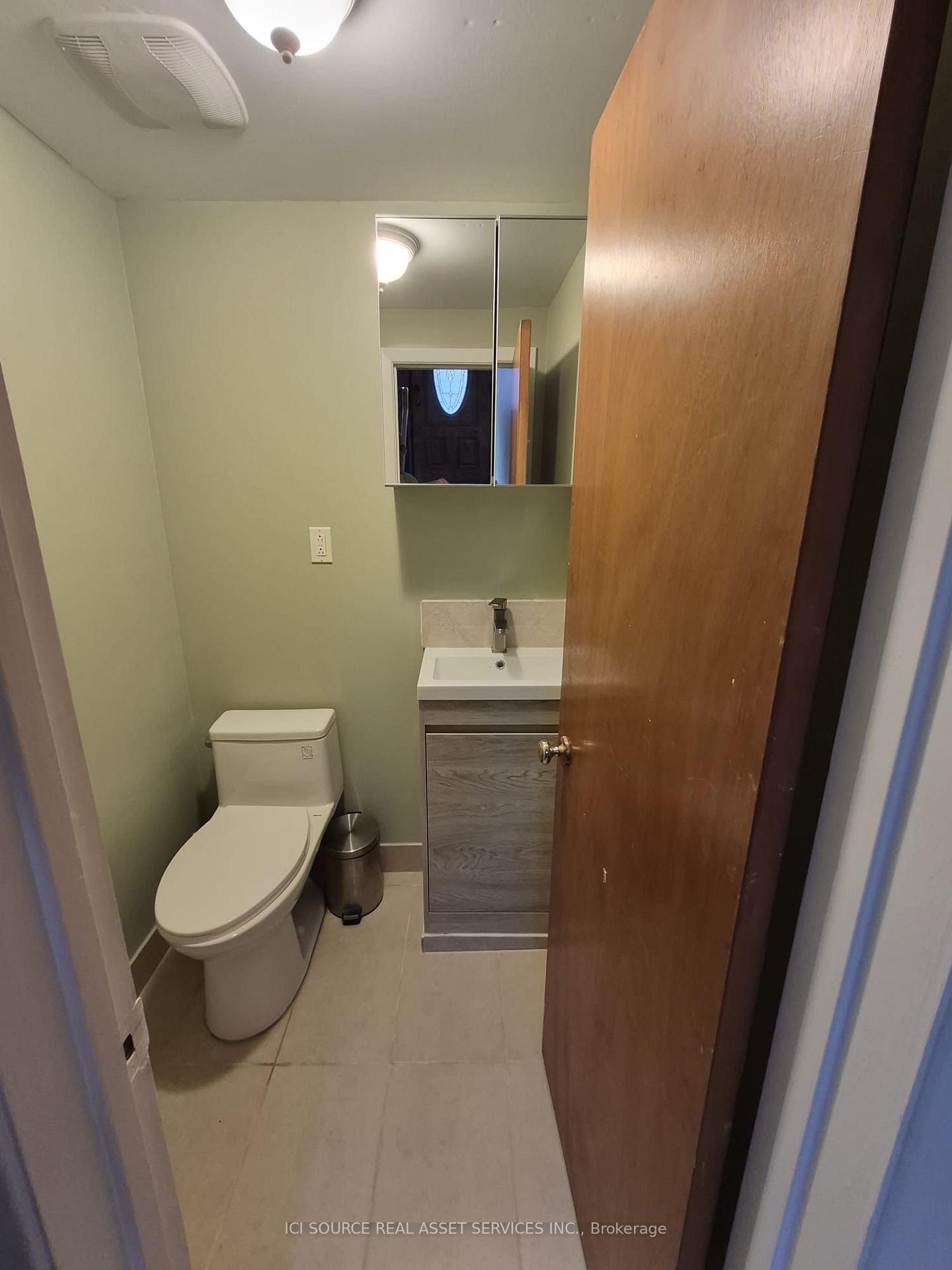 Photo 33 of 122 Lucas Street, Richmond Hill, Mill Pond — HOMEH