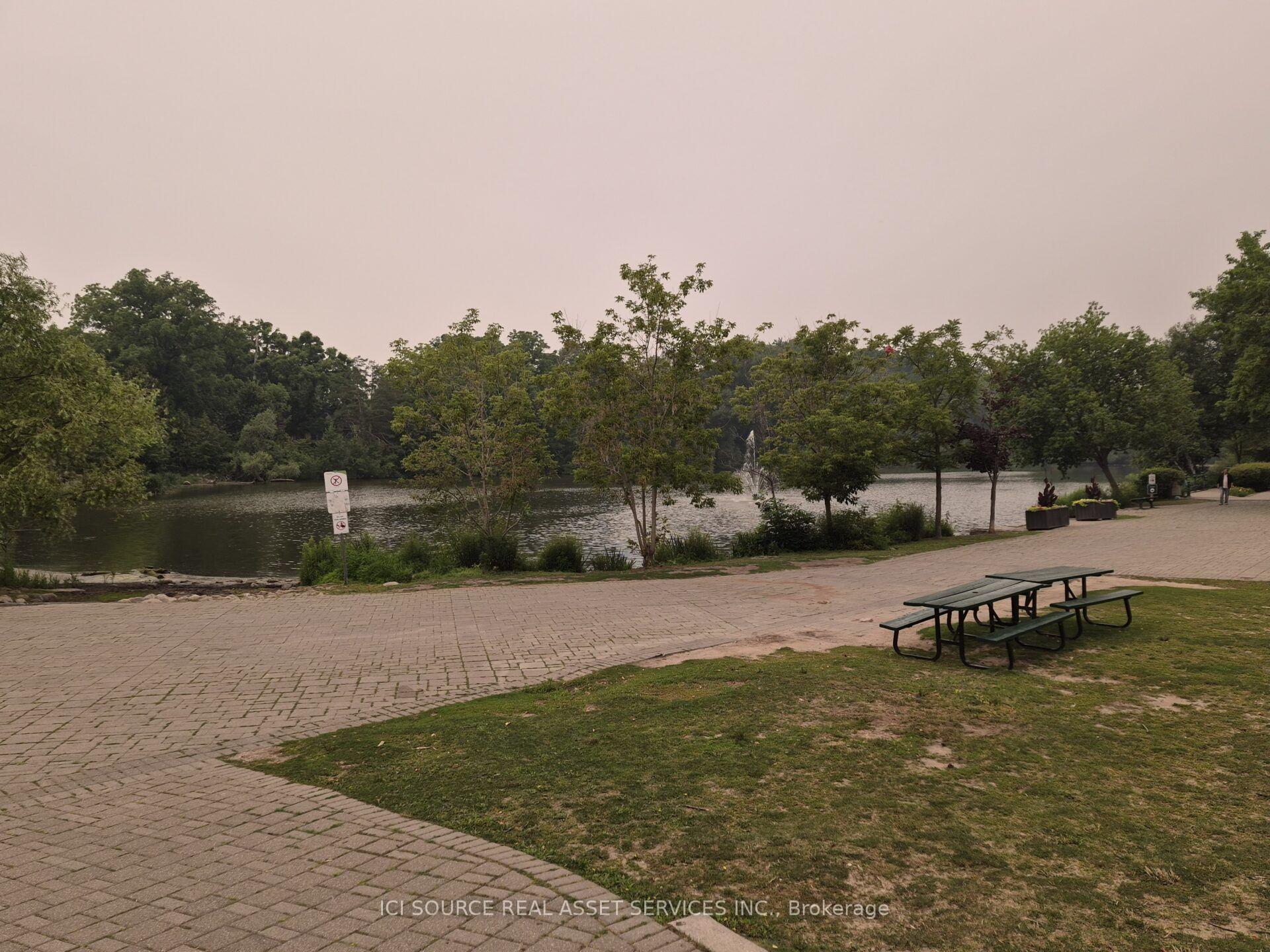 Photo 38 of 122 Lucas Street, Richmond Hill, Mill Pond — HOMEH
