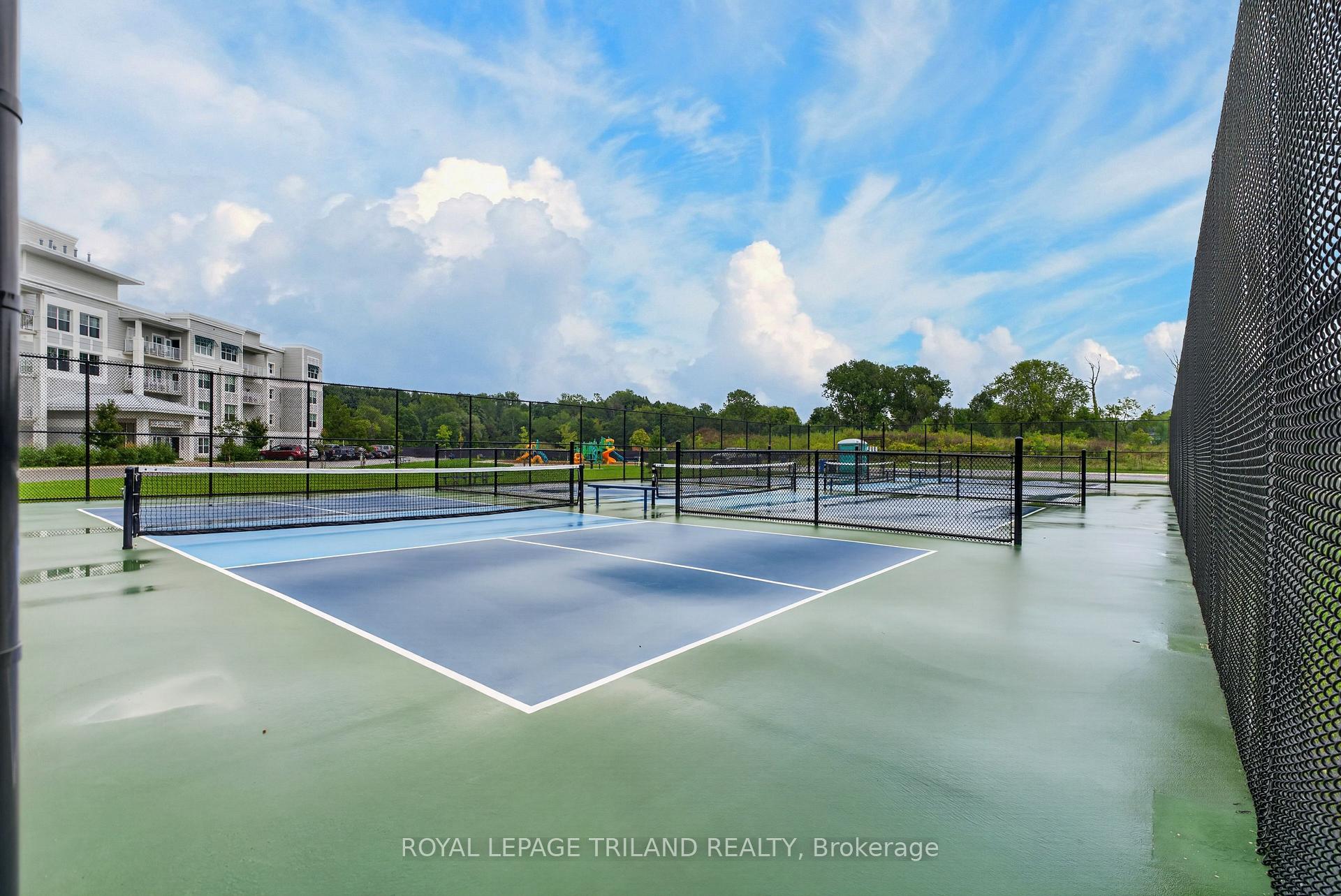 Photo 2 of Unit 102, 100 The Promenade, Central Elgin, Port Stanley — HOMEH
