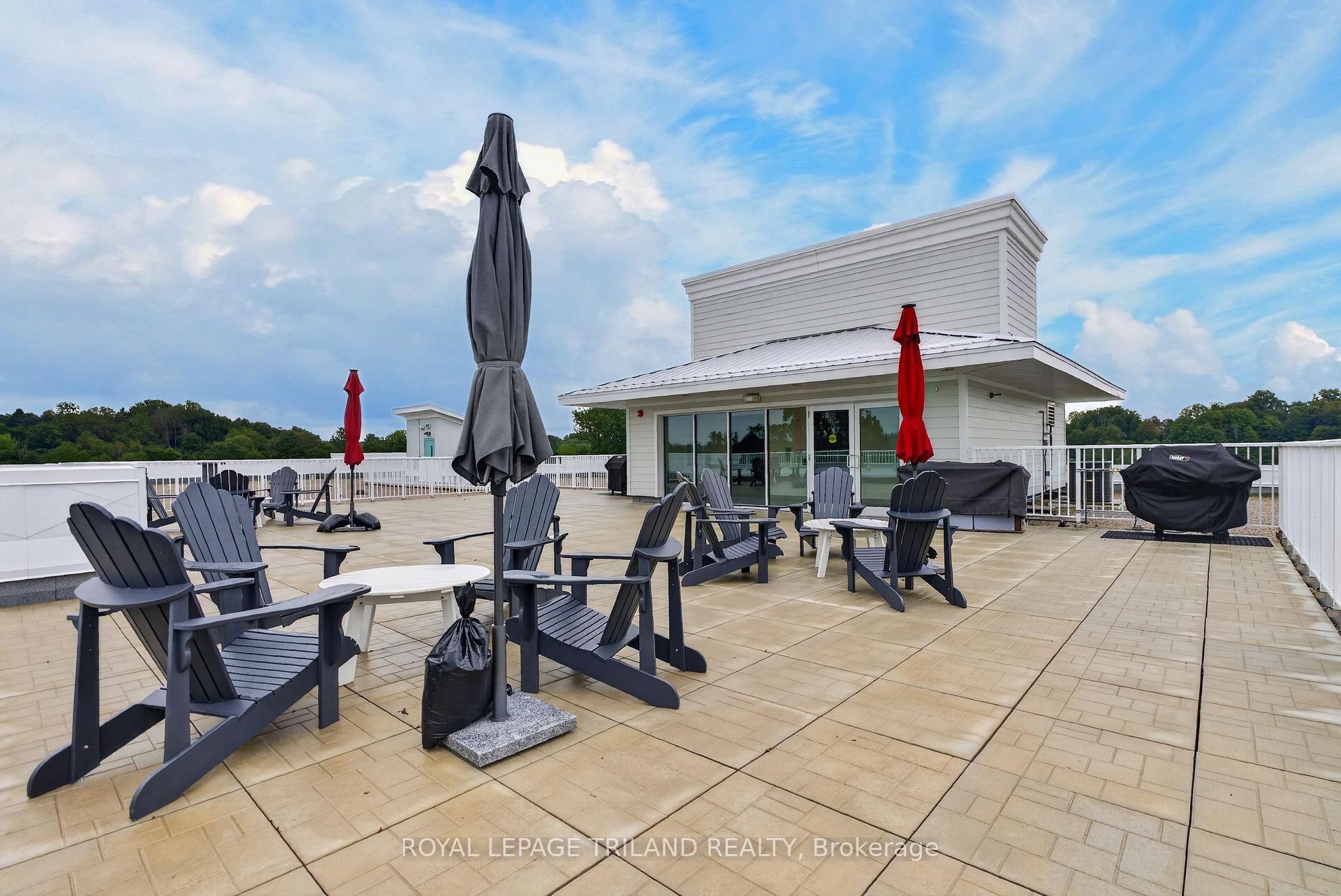 Photo 6 of Unit 102, 100 The Promenade, Central Elgin, Port Stanley — HOMEH