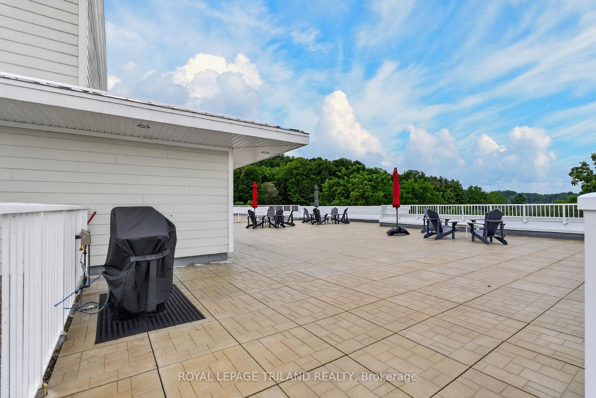 Photo 7 of Unit 102, 100 The Promenade, Central Elgin, Port Stanley — HOMEH