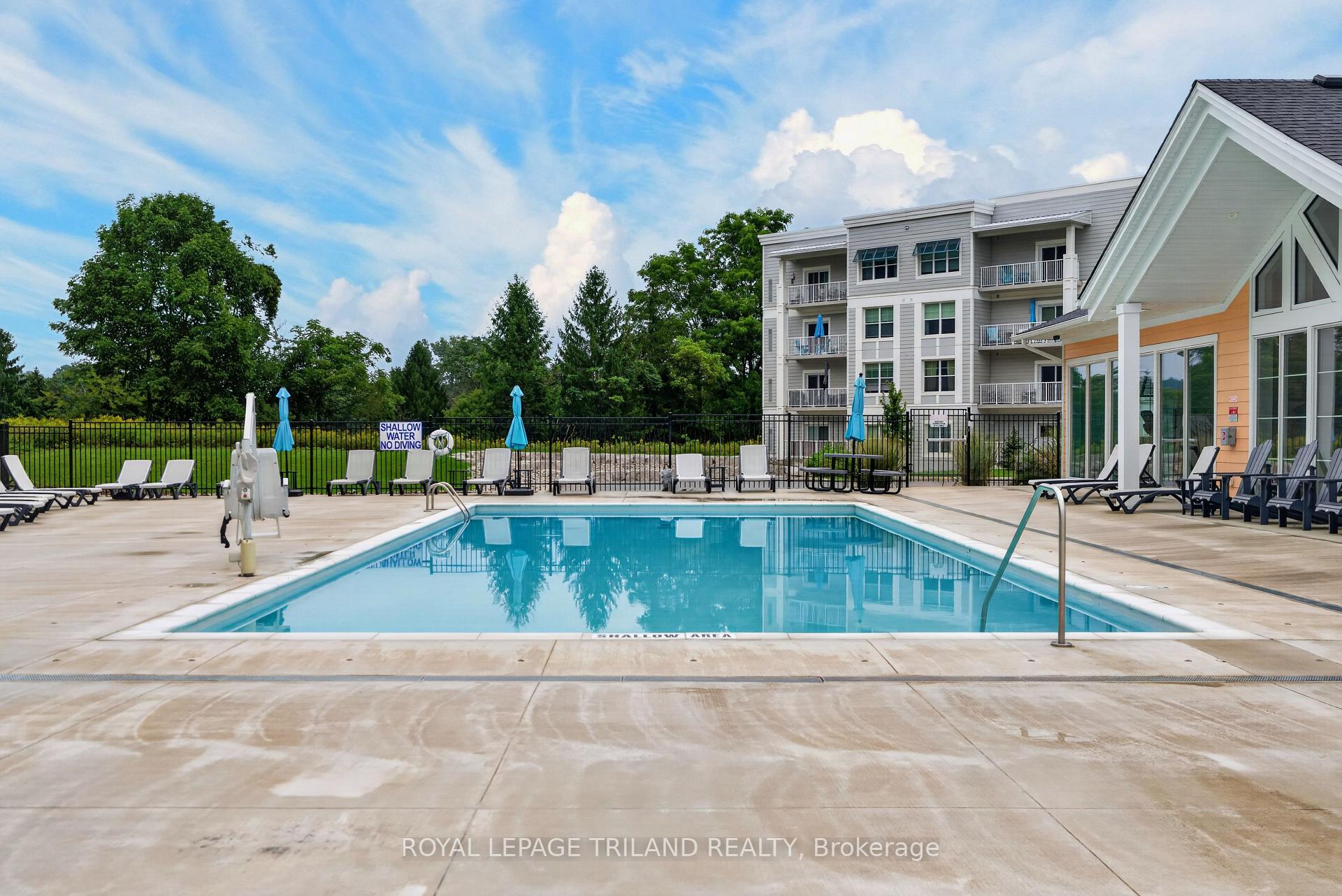 Photo 20 of Unit 102, 100 The Promenade, Central Elgin, Port Stanley — HOMEH