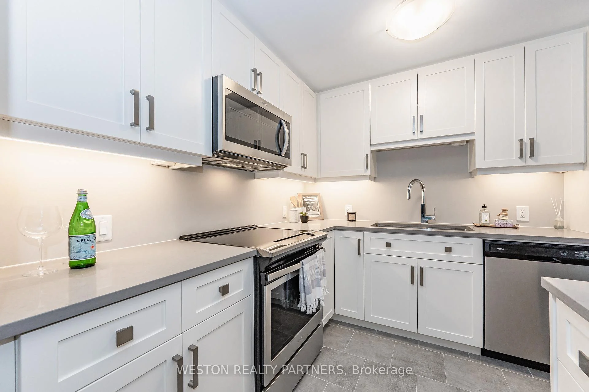 Photo 12 of Unit 711, 73 Arthur Street S, Guelph, St. Patrick's Ward — HOMEH