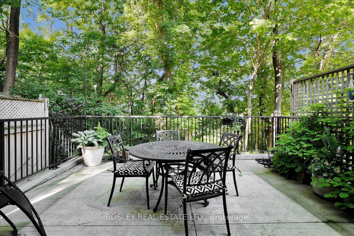 Photo 4 of Unit 11, 18 Doncrest Road, Toronto, Playter Estates-Danforth — HOMEH