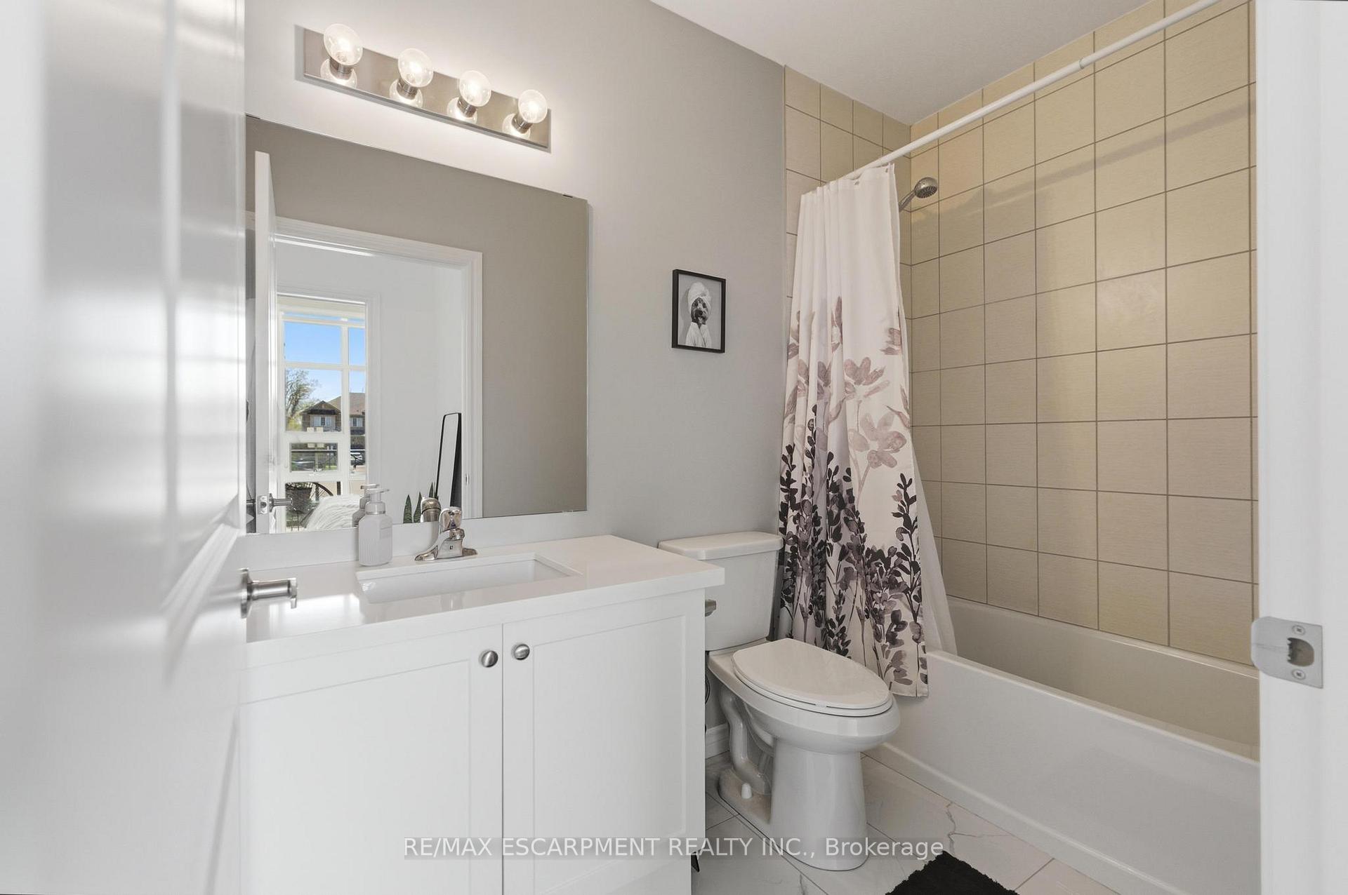 Photo 15 of Unit 112, 460 Dundas Street E, Hamilton, Waterdown — HOMEH