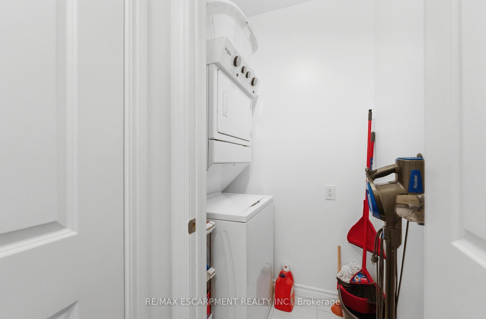 Photo 17 of Unit 112, 460 Dundas Street E, Hamilton, Waterdown — HOMEH