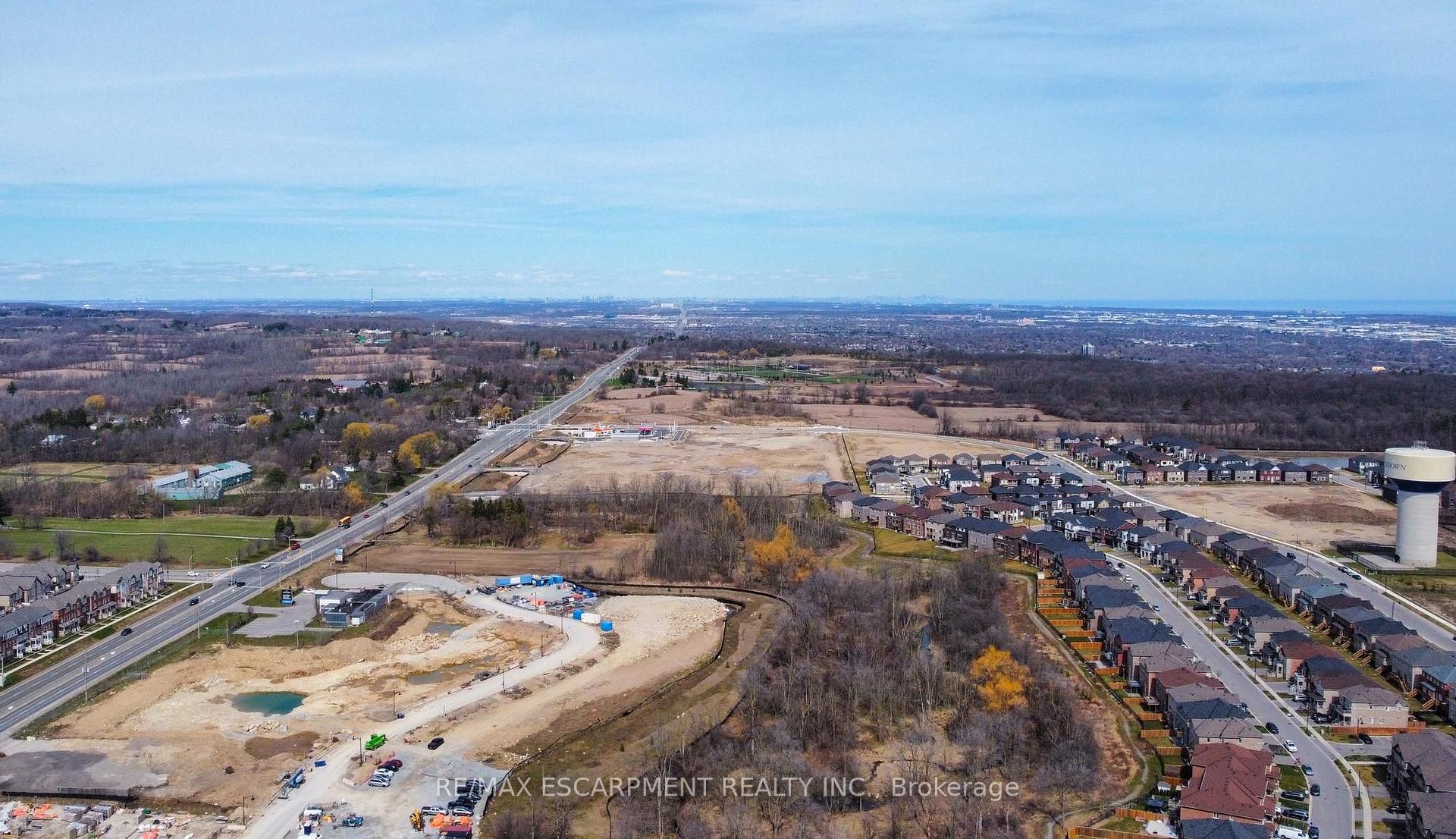 Photo 27 of Unit 112, 460 Dundas Street E, Hamilton, Waterdown — HOMEH