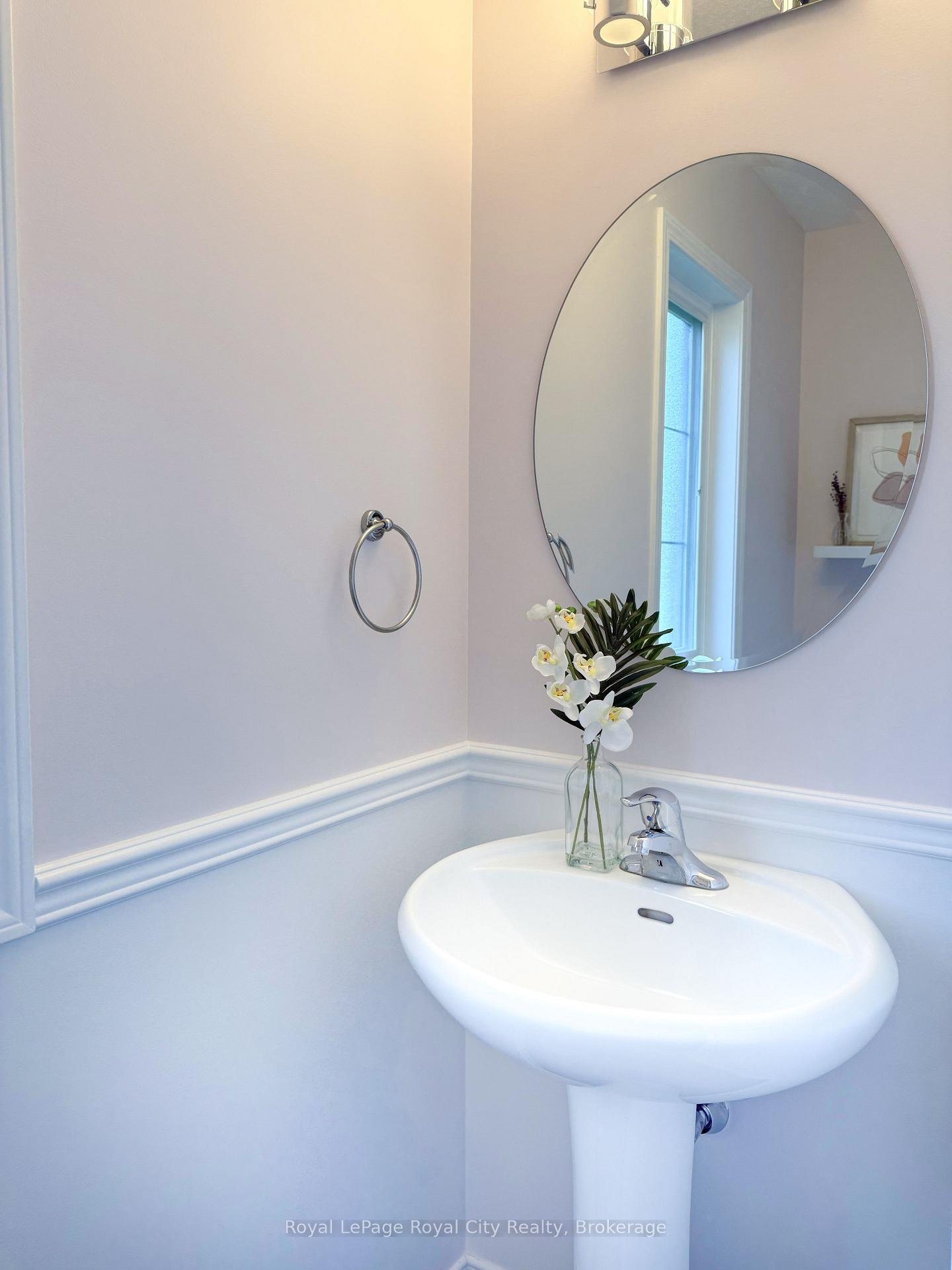 Photo 10 of 50 Machado Street, Kitchener, Huron Park — HOMEH
