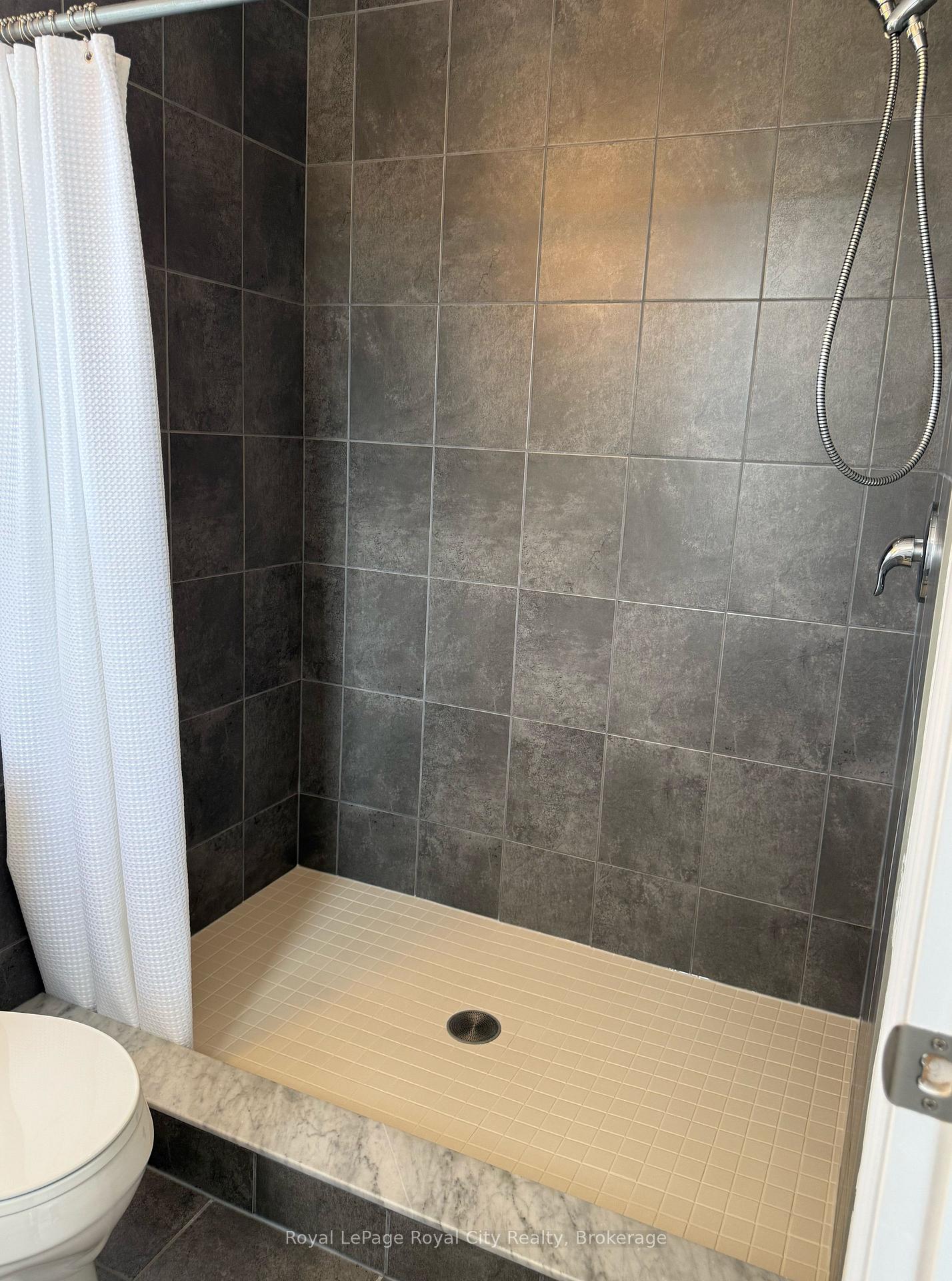 Photo 14 of 50 Machado Street, Kitchener, Huron Park — HOMEH