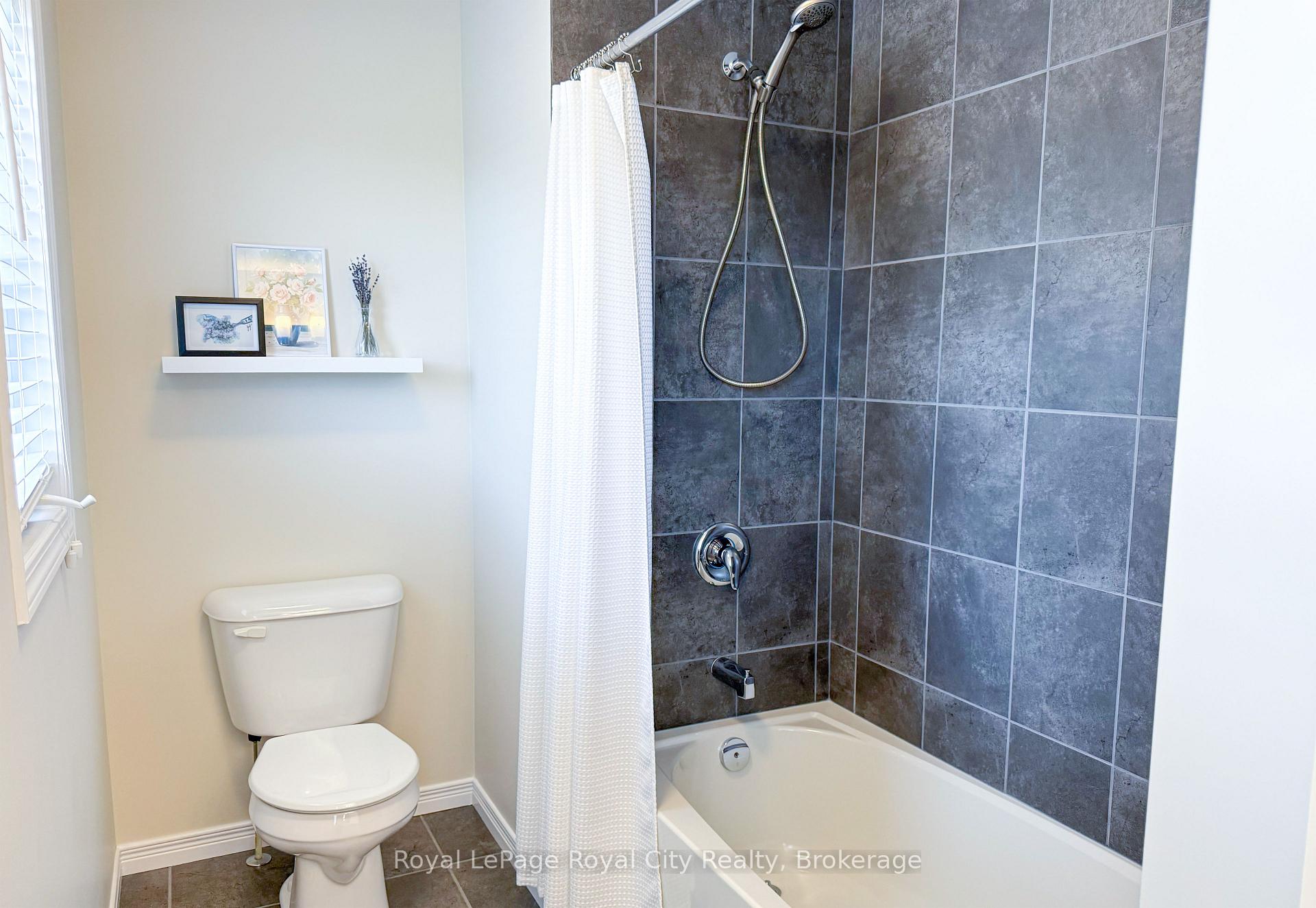 Photo 19 of 50 Machado Street, Kitchener, Huron Park — HOMEH