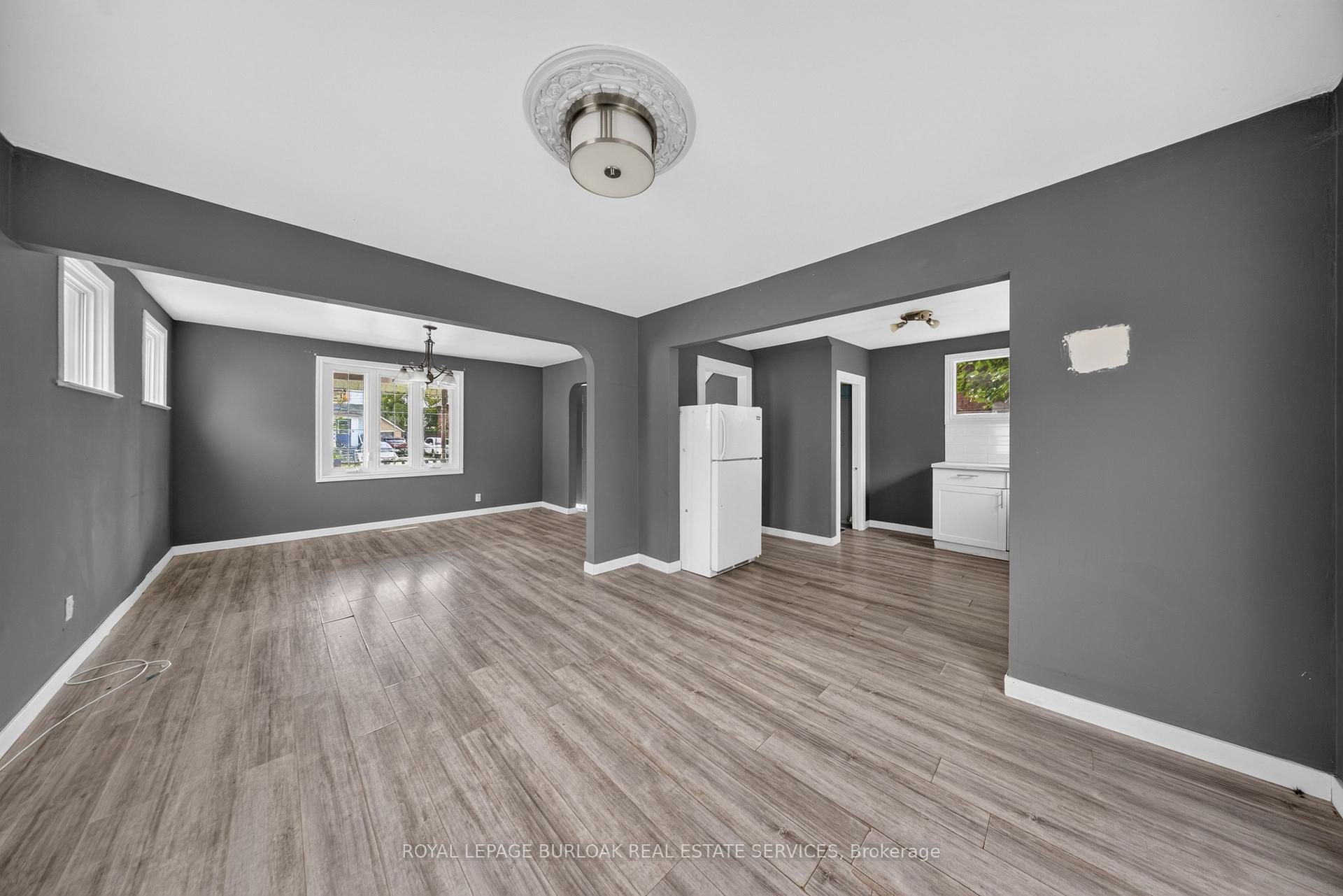 Photo 7 of 461 John Street, Sault Ste Marie, Ward 2 — HOMEH
