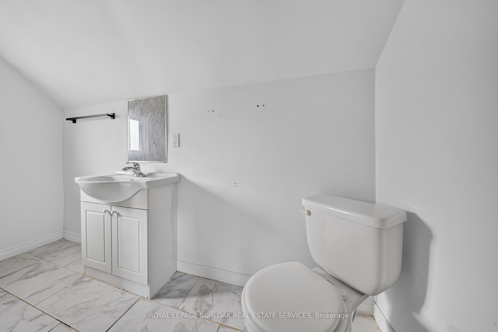 Photo 12 of 461 John Street, Sault Ste Marie, Ward 2 — HOMEH