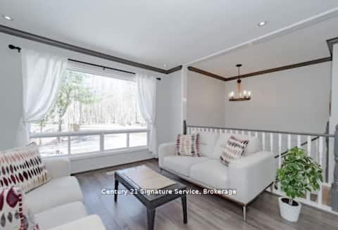 Photo 7 of Unit 1, 879 Stephenson Road E, Huntsville — HOMEH