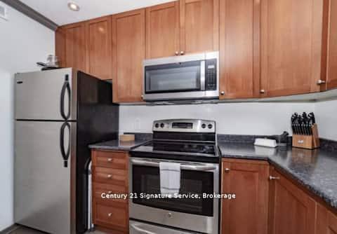 Photo 11 of Unit 1, 879 Stephenson Road E, Huntsville — HOMEH