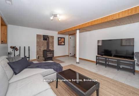 Photo 16 of Unit 1, 879 Stephenson Road E, Huntsville — HOMEH