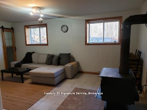 Photo 18 of Unit 1, 879 Stephenson Road E, Huntsville — HOMEH