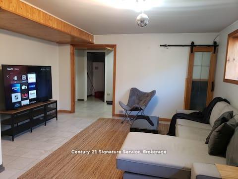 Photo 19 of Unit 1, 879 Stephenson Road E, Huntsville — HOMEH