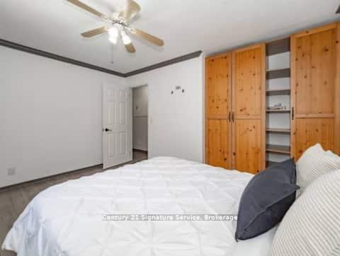 Photo 24 of Unit 1, 879 Stephenson Road E, Huntsville — HOMEH