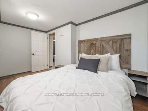 Photo 30 of Unit 1, 879 Stephenson Road E, Huntsville — HOMEH