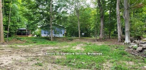 Photo 46 of Unit 1, 879 Stephenson Road E, Huntsville — HOMEH