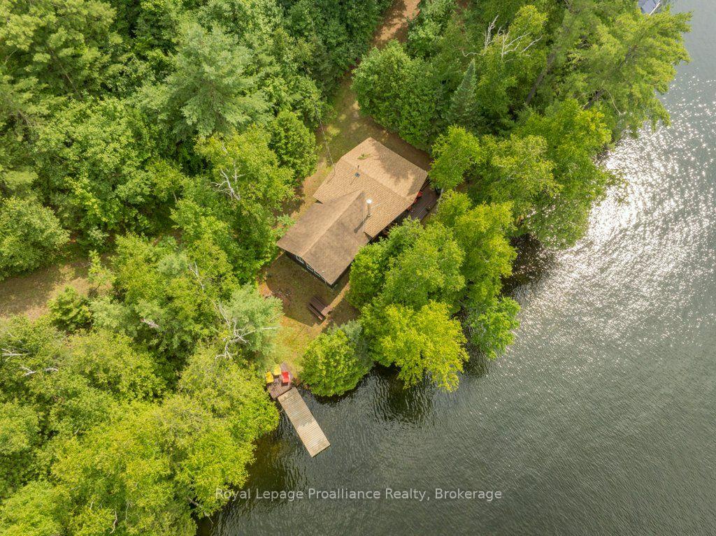 Photo 3 of 1021 Blue Jay Lane, Frontenac, Frontenac North — HOMEH