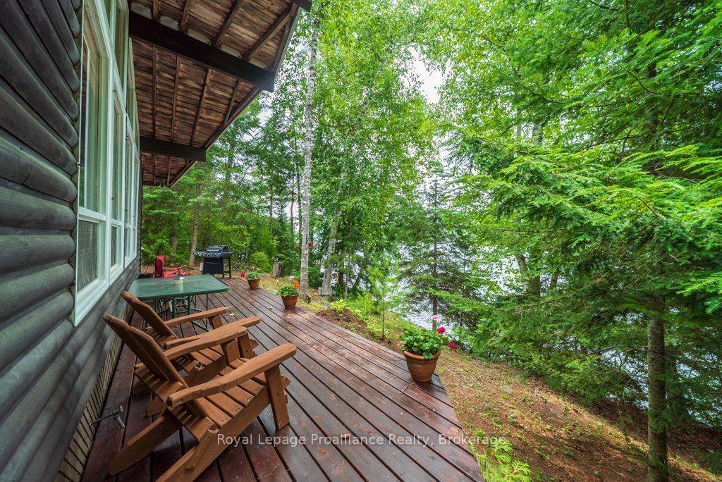 Photo 4 of 1021 Blue Jay Lane, Frontenac, Frontenac North — HOMEH