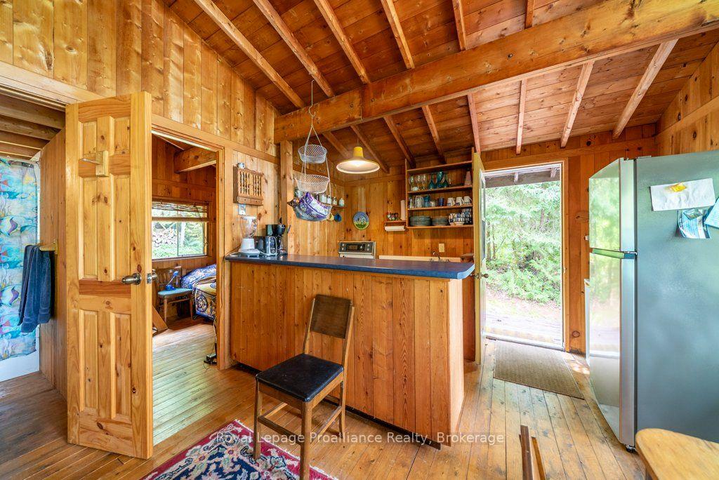 Photo 11 of 1021 Blue Jay Lane, Frontenac, Frontenac North — HOMEH