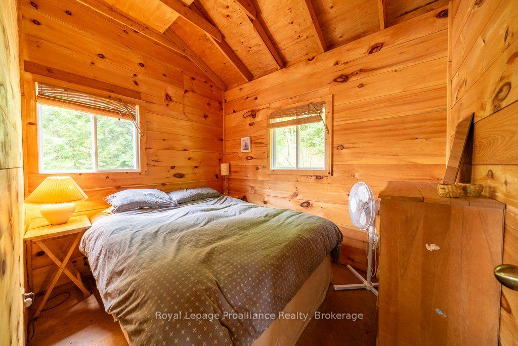 Photo 18 of 1021 Blue Jay Lane, Frontenac, Frontenac North — HOMEH