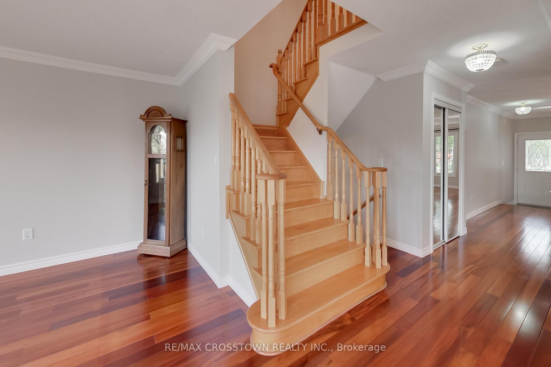 Photo 19 of 50 Petermann Street, Aurora, Bayview Northeast — HOMEH